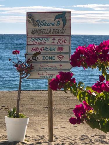 14.01 Marbella Beach 1